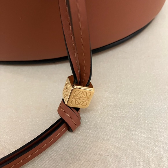 Loewe Balloon Bag - Picture 2 of 4